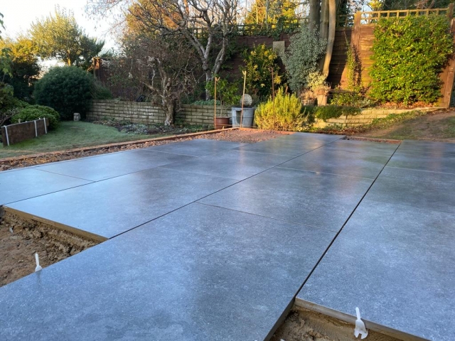 porcelain slabs in anthracite grey being laid in Maidenhead